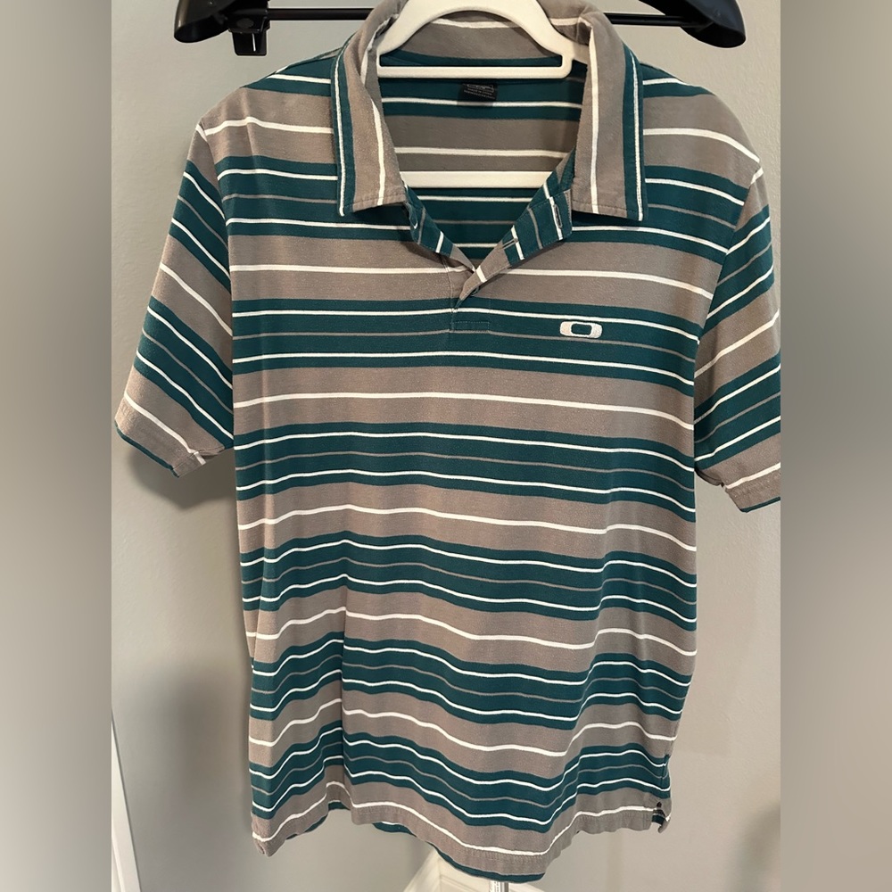 Oakley Men’s Polo Size Large Beige and Turquoise Short Sleeves